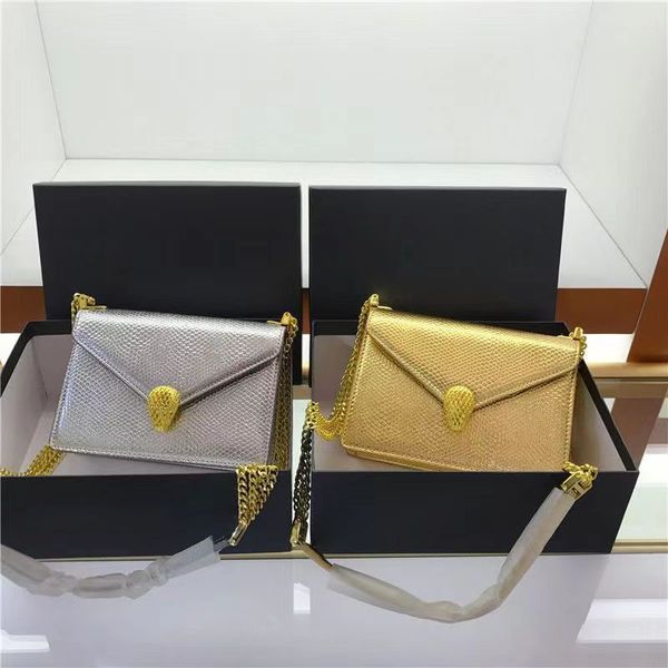 fashion brand women bags light luxury bag flower small niche designer women's shoulder high-grade texture when the evening bag
fashion brand women bags light luxury bag flower small niche designer women's shoulder high-grade texture when the evening bag
