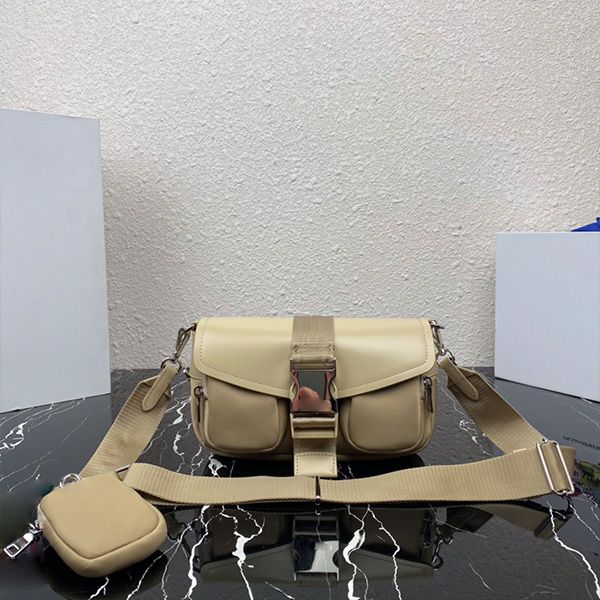 designer men's nylon cross body bags shoulder postman bag men's fashion bag multi-function pocket purse strap silver buckle handba
designer men's nylon cross body bags shoulder postman bag men's fashion bag multi-function pocket purse strap silver buckle handba