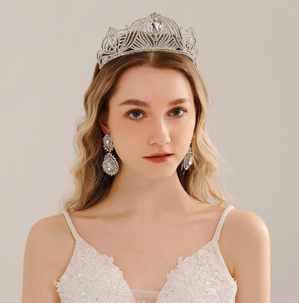 wedding dress headpieces fashion accessories bridal crown bridesmaid party dinner hairpin inlaid aaa water diamond women gift birthday valen, Silver
wedding dress headpieces fashion accessories bridal crown bridesmaid party dinner hairpin inlaid aaa water diamond women gift birthday valen, Silver