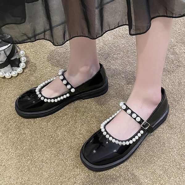 dress shoes spring and autumn women's solid color buckle shallow round toe ladies shoes 719 230313, Black
dress shoes spring and autumn women's solid color buckle shallow round toe ladies shoes 719 230313, Black