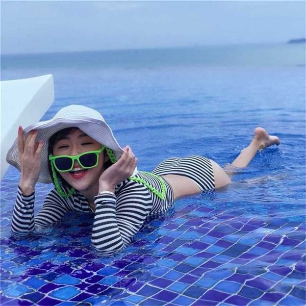 sunglasses 2023 new paris home fashion trendy plate square with chain sunglasses bb0099s, White;black
sunglasses 2023 new paris home fashion trendy plate square with chain sunglasses bb0099s, White;black