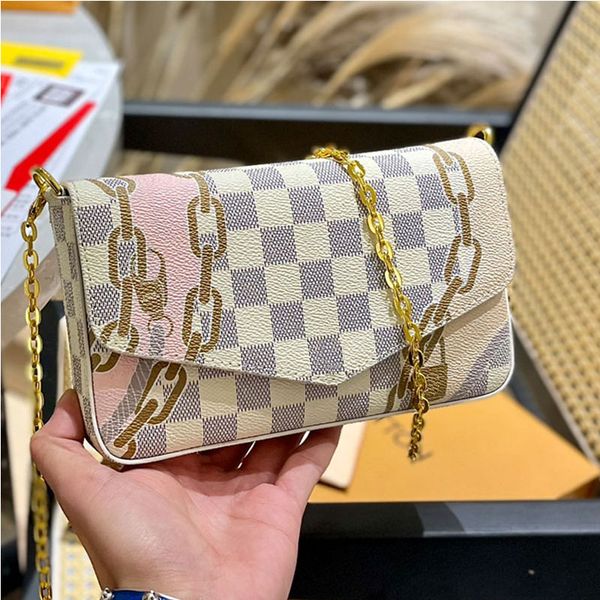 three-piece chain shoulder bag fashion white piano plate lattice portable crossbody bag luxury jewelry designer women's waist bag leath
three-piece chain shoulder bag fashion white piano plate lattice portable crossbody bag luxury jewelry designer women's waist bag leath