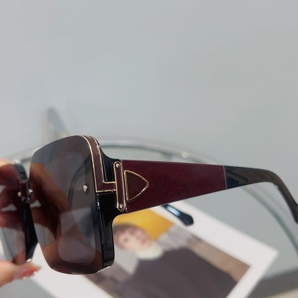 new authentic polarizing sunglasses luxury women brand designer2615 summer style rectangle full frame uv protection, White;black
new authentic polarizing sunglasses luxury women brand designer2615 summer style rectangle full frame uv protection, White;black