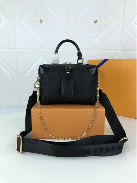 designer bag fashion personality women's embossed famous oblique shoulder chain pure leather 3-in-1 chain bag crossbody bag
designer bag fashion personality women's embossed famous oblique shoulder chain pure leather 3-in-1 chain bag crossbody bag