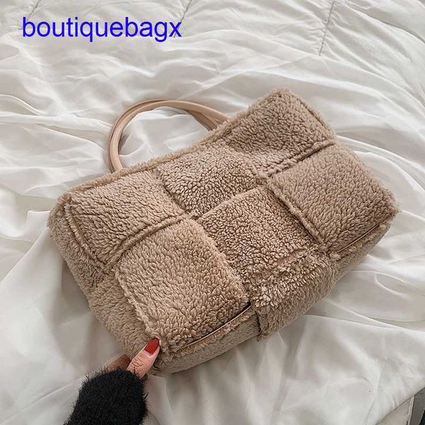 luxury bottegss venetss arco evening bags online store and winter plush 2023 new style autumn women's big fashion versatile portab with
luxury bottegss venetss arco evening bags online store and winter plush 2023 new style autumn women's big fashion versatile portab with