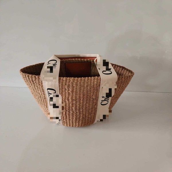 woody designer tote bag nethong's same ribbon handmade straw letter bucket beach cross-body shoulder new women's my5f, Black;red
woody designer tote bag nethong's same ribbon handmade straw letter bucket beach cross-body shoulder new women's my5f, Black;red