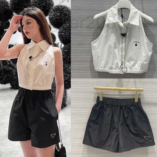 women's two piece pants designer set triangle metal polo neck sleeveless vest mini short streetwear fashion crop new tracksuit with cha, White
women's two piece pants designer set triangle metal polo neck sleeveless vest mini short streetwear fashion crop new tracksuit with cha, White