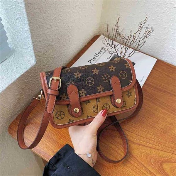 handbag 2023 fashion women's bag leather quality handbag contrast female old flower small square texture women's shoulder messenge
handbag 2023 fashion women's bag leather quality handbag contrast female old flower small square texture women's shoulder messenge