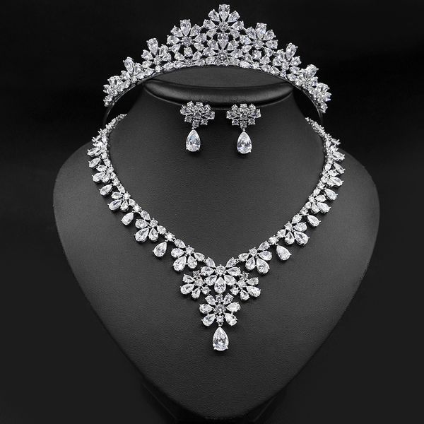 wedding jewelry sets fashion cubic zircon crown zirconia tiara cz diadema tiaras and crowns bridal hair accessories 230313, Slivery;golden
wedding jewelry sets fashion cubic zircon crown zirconia tiara cz diadema tiaras and crowns bridal hair accessories 230313, Slivery;golden
