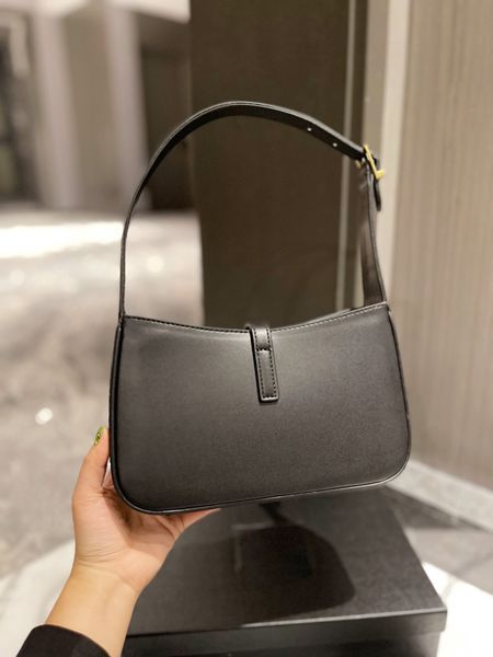 designer bag handbag chains underarm bags flap clutch evening bags purse totes letters wallets printed hasp messenger square women luxury ha
designer bag handbag chains underarm bags flap clutch evening bags purse totes letters wallets printed hasp messenger square women luxury ha