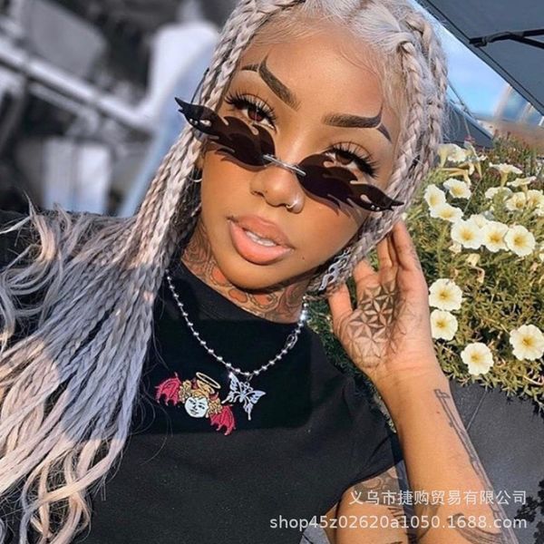 2022 new women's flame sunglasses, european and american fashion trend sunglasses, rimless party glasses, White;black
2022 new women's flame sunglasses, european and american fashion trend sunglasses, rimless party glasses, White;black