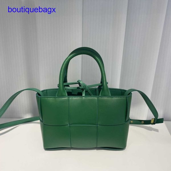 luxury bottegss venetss arco evening bags online store cowhide women's 2023 leather woven portable fashion basket mini tote should with
luxury bottegss venetss arco evening bags online store cowhide women's 2023 leather woven portable fashion basket mini tote should with