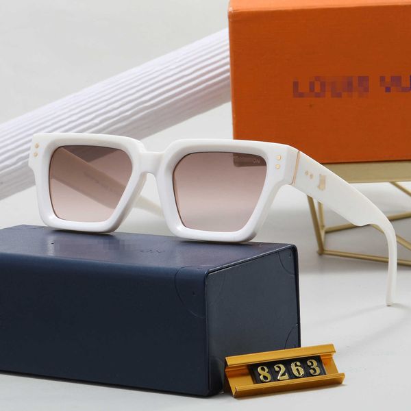 sunglasses 2023 new new donkey's box women's advanced sense net red fashion black frame thick leg sunscreen, White;black
sunglasses 2023 new new donkey's box women's advanced sense net red fashion black frame thick leg sunscreen, White;black
