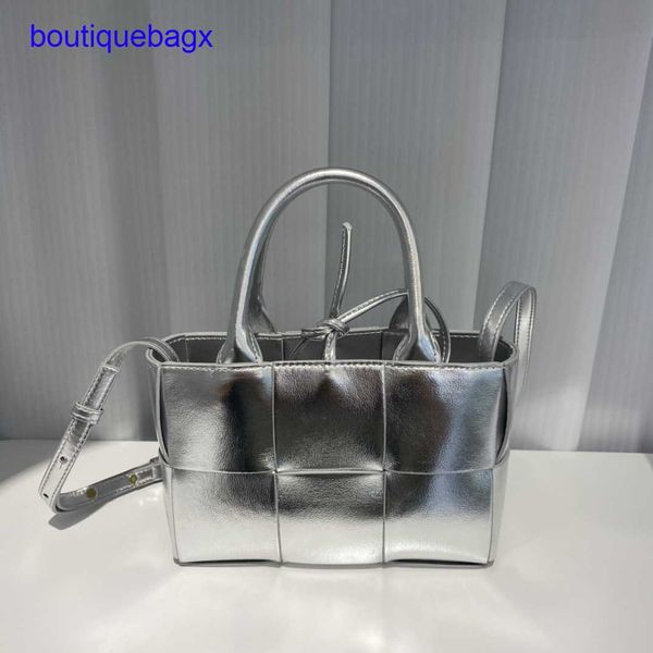 luxury bottegss venetss arco evening bags online store leather cowhide women's 2023 woven portable fashion basket mini tote should with
luxury bottegss venetss arco evening bags online store leather cowhide women's 2023 woven portable fashion basket mini tote should with