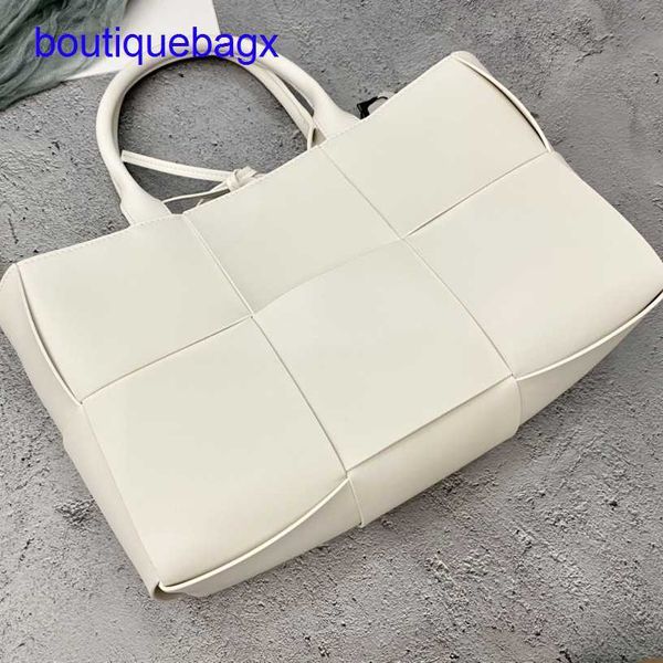 luxury bottegss venetss arco evening bags online store new handbag summer women's 2023 small square fashion niche design textured with
luxury bottegss venetss arco evening bags online store new handbag summer women's 2023 small square fashion niche design textured with