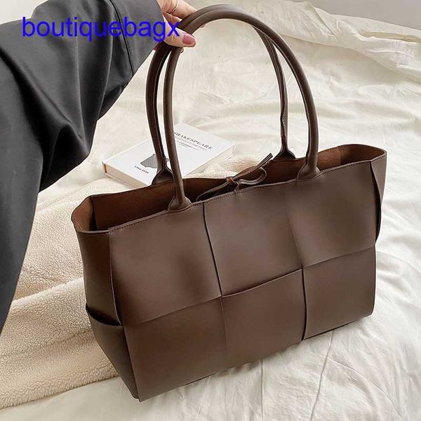 luxury bottegss venetss arco evening bags online store 2023 autumn and winter texture new women's fashion woven shoulder versatile with
luxury bottegss venetss arco evening bags online store 2023 autumn and winter texture new women's fashion woven shoulder versatile with