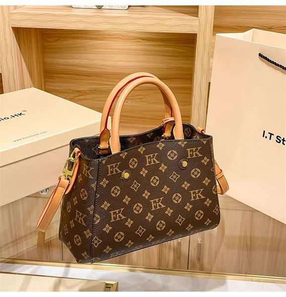 totes solds luxurys designers handbags purses women bag brown flower tote brand letter embossing genuine leather shoulder bags
totes solds luxurys designers handbags purses women bag brown flower tote brand letter embossing genuine leather shoulder bags
