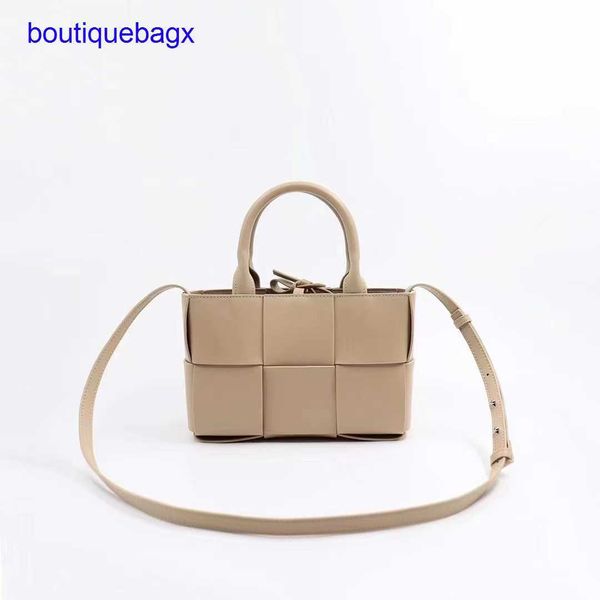 luxury bottegss venetss arco evening bags online store 2023 bag spring and summer textured woven new tote women's leather large ca with
luxury bottegss venetss arco evening bags online store 2023 bag spring and summer textured woven new tote women's leather large ca with