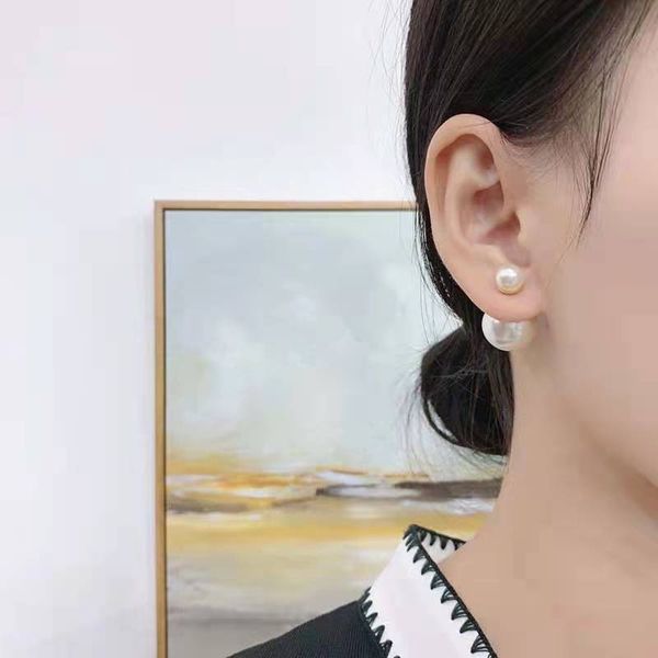 2023ss stud street fashion women earrings luxury designer jewelry pearl lion earring ladies ear studs retro designers with box, Golden;silver
2023ss stud street fashion women earrings luxury designer jewelry pearl lion earring ladies ear studs retro designers with box, Golden;silver