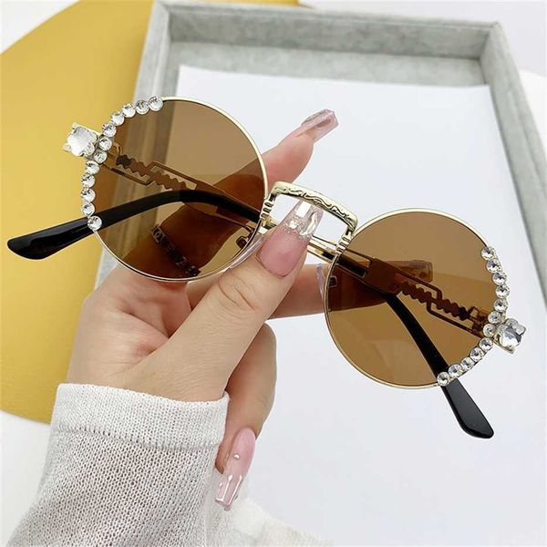 sunglasses 2023 new net red tiktok fashion women's driving sun shading sunglasses personalized round frame diamond rimmed glasses, White;black
sunglasses 2023 new net red tiktok fashion women's driving sun shading sunglasses personalized round frame diamond rimmed glasses, White;black