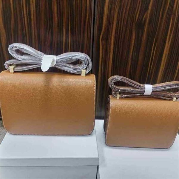 handbag 2023 fashion women's bag leather quality handbag female leather buckle palm print small square bag
handbag 2023 fashion women's bag leather quality handbag female leather buckle palm print small square bag