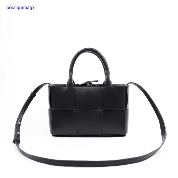luxury bottegss venetss arco evening bags online store new large size hand-woven bag simple and 2023 versatile child-and-mother tr with logo
luxury bottegss venetss arco evening bags online store new large size hand-woven bag simple and 2023 versatile child-and-mother tr with logo
