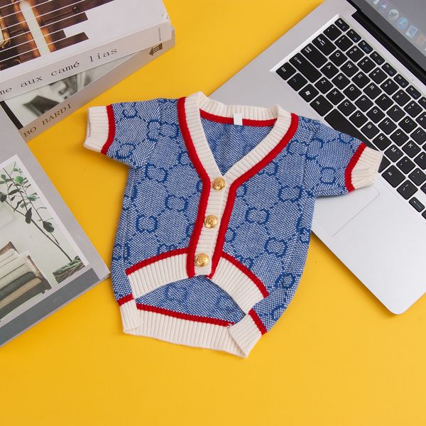 designer brands dog apparel letter pattern soft dogs sweater classic pet casual wear clothing fashion cardigan sweaters knitted sweater coat
designer brands dog apparel letter pattern soft dogs sweater classic pet casual wear clothing fashion cardigan sweaters knitted sweater coat