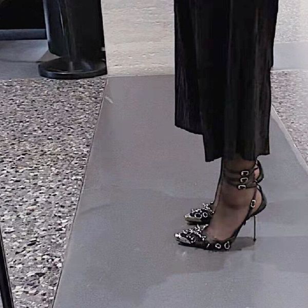 dress shoes runway style women pumps rough mesh silver rings metal buckle strap summer lady genuine leather high heels party prom 230313, Black
dress shoes runway style women pumps rough mesh silver rings metal buckle strap summer lady genuine leather high heels party prom 230313, Black