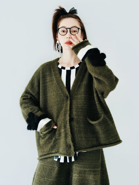 women's knits tees imakokoni original loose autumn and winter cat hair color matching striped short jacket cardigan female warm 223796, White
women's knits tees imakokoni original loose autumn and winter cat hair color matching striped short jacket cardigan female warm 223796, White