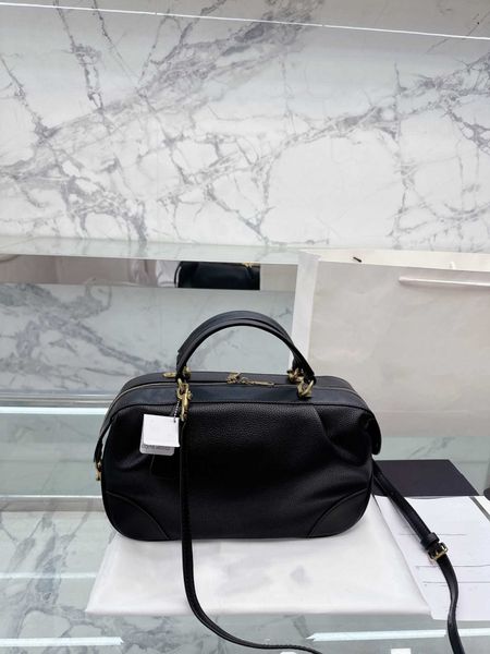 designer luxury crossbody bag women tote two handle fashion luxury shoulder bags classic flap purses cross body purse leather woman sac
designer luxury crossbody bag women tote two handle fashion luxury shoulder bags classic flap purses cross body purse leather woman sac
