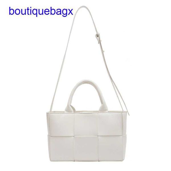 luxury bottegss venetss arco evening bags online store 2023 korean large new bag style textured women's shoulder large capacity wo with
luxury bottegss venetss arco evening bags online store 2023 korean large new bag style textured women's shoulder large capacity wo with