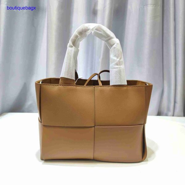luxury bottegss venetss arco evening bags online store hye kyo's same genuine leather checkered woven song handbag tote shopping s with
luxury bottegss venetss arco evening bags online store hye kyo's same genuine leather checkered woven song handbag tote shopping s with