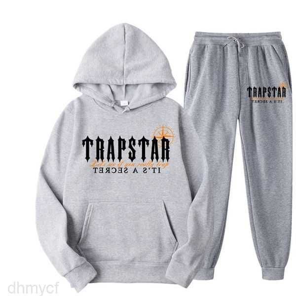 mens designers tracksuits jogger sportswear casual sweatershirts sweatpants streetwear pullover trapstar fleece sports suit wsz1, Gray
mens designers tracksuits jogger sportswear casual sweatershirts sweatpants streetwear pullover trapstar fleece sports suit wsz1, Gray