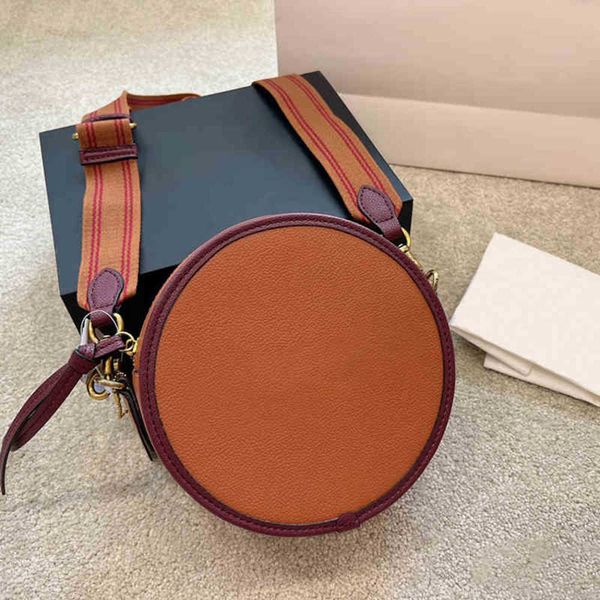 shoulder bags designer bag luxurys handbag fashion color matching circular totes women trend wide strap crossbody bags messenger 220719
shoulder bags designer bag luxurys handbag fashion color matching circular totes women trend wide strap crossbody bags messenger 220719