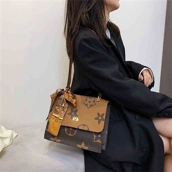 handbag 2023 fashion women's bag leather quality handbag women's shoulder messenger korean flower and small fresh trend bag 
handbag 2023 fashion women's bag leather quality handbag women's shoulder messenger korean flower and small fresh trend bag