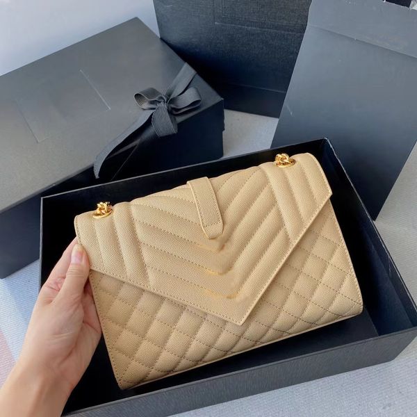 designer handbag envelope medium grain embossing quilted leather envelope bag chain v grid bag shoulder bag bag, fashion leather handbag
designer handbag envelope medium grain embossing quilted leather envelope bag chain v grid bag shoulder bag bag, fashion leather handbag