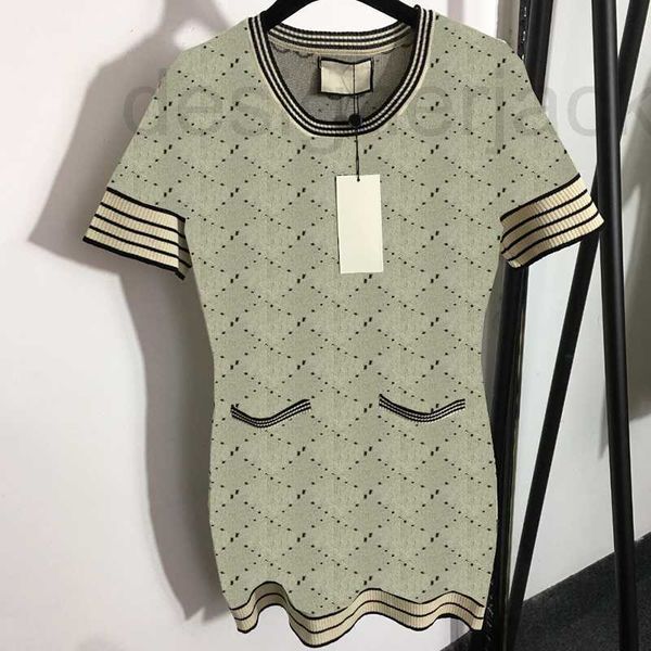 casual dresses designer summer knit sundresses full letter polo shirts dress women personality classy jacquard female shirt clothing lxhs, Black;gray
casual dresses designer summer knit sundresses full letter polo shirts dress women personality classy jacquard female shirt clothing lxhs, Black;gray