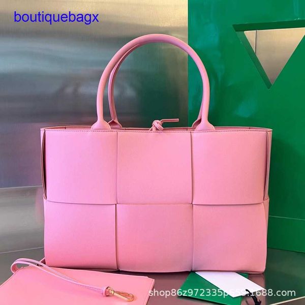 original edition luxury bottegss venetss arco evening bags online store commuter 2023 trendy autumn and winter simple fashion wome with logo
original edition luxury bottegss venetss arco evening bags online store commuter 2023 trendy autumn and winter simple fashion wome with logo