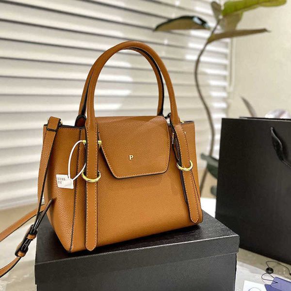 shoulder bags woman handbag designer bag leather totes women crossbody bags luxury shopping work handbags large purse wallet 221223
shoulder bags woman handbag designer bag leather totes women crossbody bags luxury shopping work handbags large purse wallet 221223