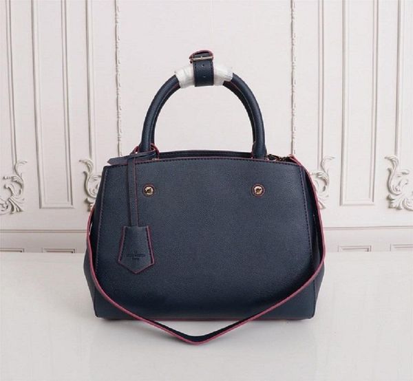 women luxurys designers bag wallet genuine leather handbag womens brand classic style handbags shoulder messenger bags 001
women luxurys designers bag wallet genuine leather handbag womens brand classic style handbags shoulder messenger bags 001