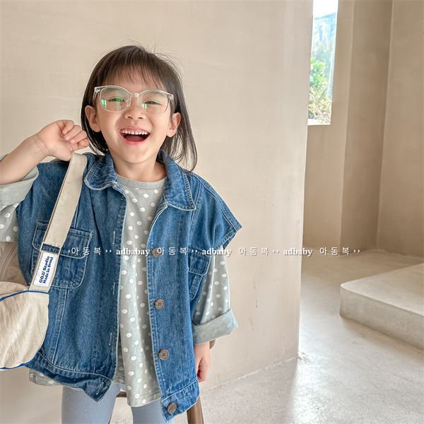 waistcoat 2023 spring girls denim vest fashion children sleeveless coat solid baby boys jacket cardigan kids clothes 230313, Camo
waistcoat 2023 spring girls denim vest fashion children sleeveless coat solid baby boys jacket cardigan kids clothes 230313, Camo