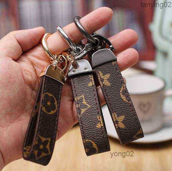 leather keychain designer key chain buckle lovers car handmade keychains men women bag pendant accessories fashion, Silver
leather keychain designer key chain buckle lovers car handmade keychains men women bag pendant accessories fashion, Silver