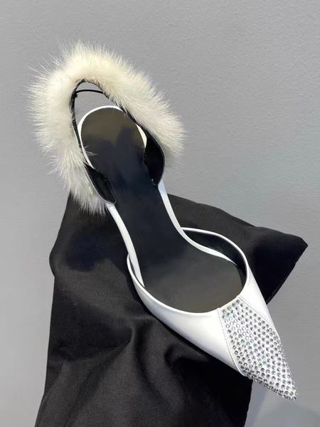 crystal pointy fur slingback sandals women party stiletto high heels luxury shoes splicing patent leather shoes, Black
crystal pointy fur slingback sandals women party stiletto high heels luxury shoes splicing patent leather shoes, Black