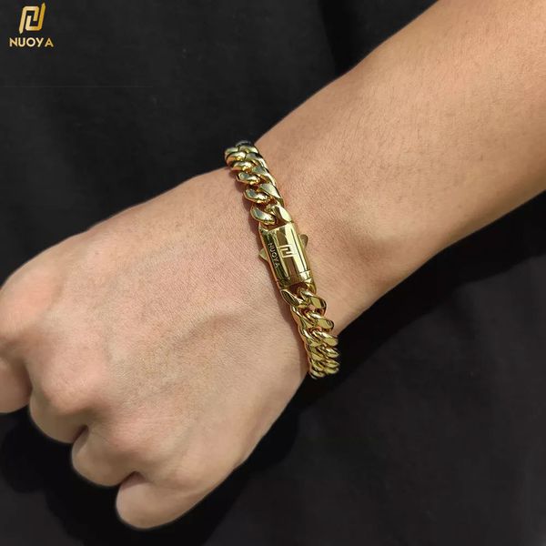 charm bracelets nuoya custom hip hop cuban chain stainless steel men bracelet 18k gold plated cuban link bracelet 230313, Golden;silver
charm bracelets nuoya custom hip hop cuban chain stainless steel men bracelet 18k gold plated cuban link bracelet 230313, Golden;silver