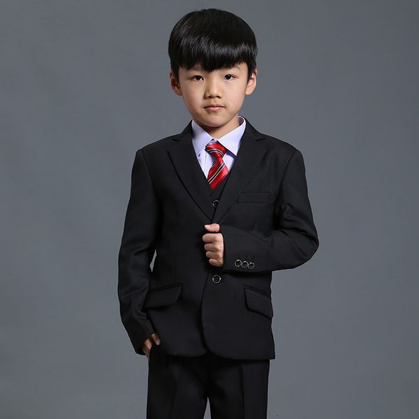 suits spring autumn formal black suits for weddings set children party host costume kids blazer vest pants 3pcs wholesale clothing 230313
suits spring autumn formal black suits for weddings set children party host costume kids blazer vest pants 3pcs wholesale clothing 230313