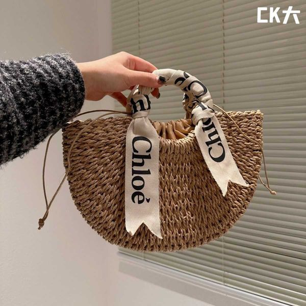 woody designer tote bag the same model this new straw cabbage basket one shoulder portable underarm satchel njox, Black;red
woody designer tote bag the same model this new straw cabbage basket one shoulder portable underarm satchel njox, Black;red