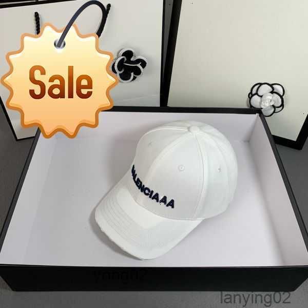 ball caps couple sports designer women fashion hole casquette outdoor sunshade warmth letter embroidery 3d cap 1cdmc, Blue;gray
ball caps couple sports designer women fashion hole casquette outdoor sunshade warmth letter embroidery 3d cap 1cdmc, Blue;gray