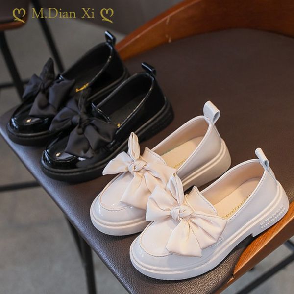 sneakers girl's princess autumn leather black white bowknot slip on kids flat shoes 26 36 rubber sole non slip children causls 230313, Black;red
sneakers girl's princess autumn leather black white bowknot slip on kids flat shoes 26 36 rubber sole non slip children causls 230313, Black;red