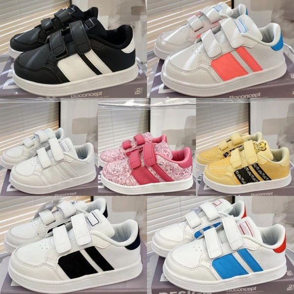 new fashion kids shoes shell toe designer toddler shoe casual sneaker children black white trainers girls baby kid youth infants hook & loop
new fashion kids shoes shell toe designer toddler shoe casual sneaker children black white trainers girls baby kid youth infants hook & loop