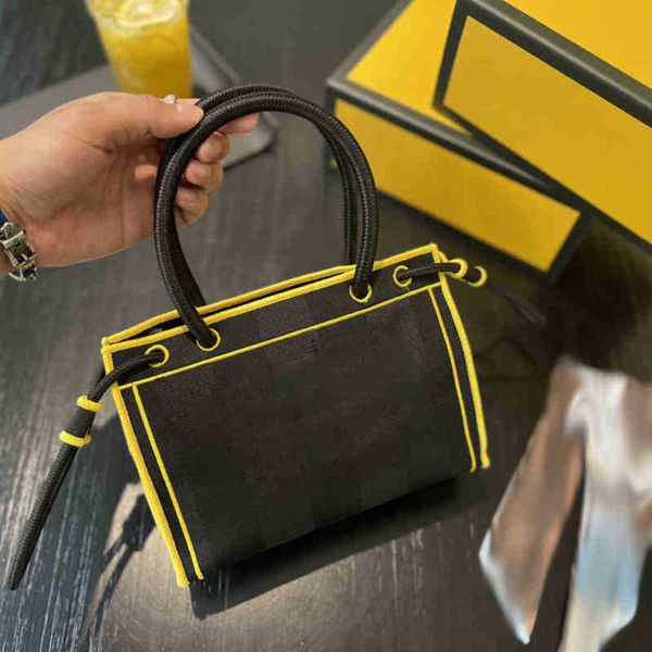 shoulder bags designer tote handbag classic letters canvas beach bag fashion shopping luxurys bag crossbody purses 220712
shoulder bags designer tote handbag classic letters canvas beach bag fashion shopping luxurys bag crossbody purses 220712
